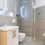 Beer & Wine House شقة