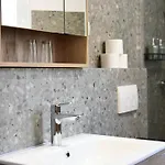 Beer & Wine House شقة *