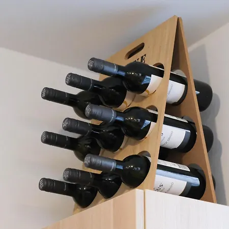 דירה Beer & Wine House