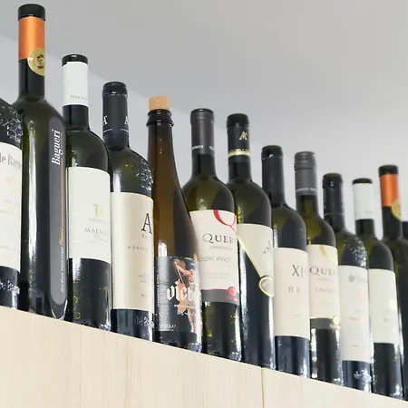 Daire Beer & Wine House *